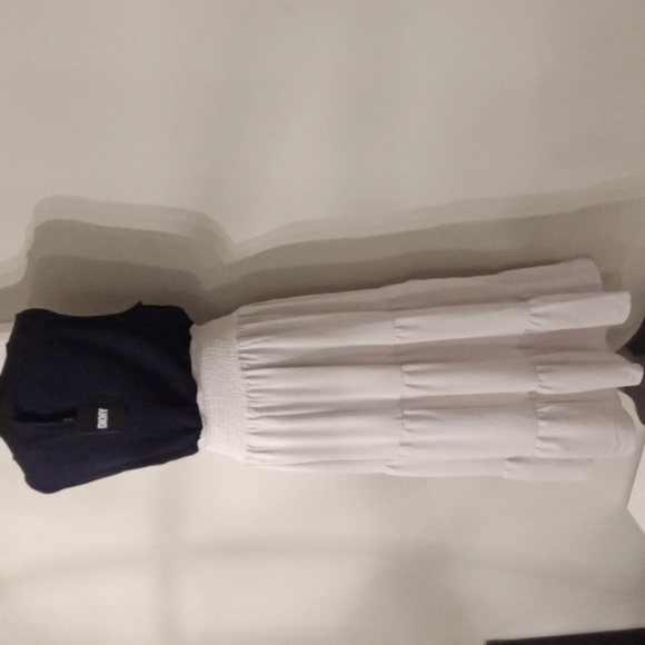 NWT DKNY Navy & Cream Sleeve less Dress Size 12 - Picture 4 of 7
